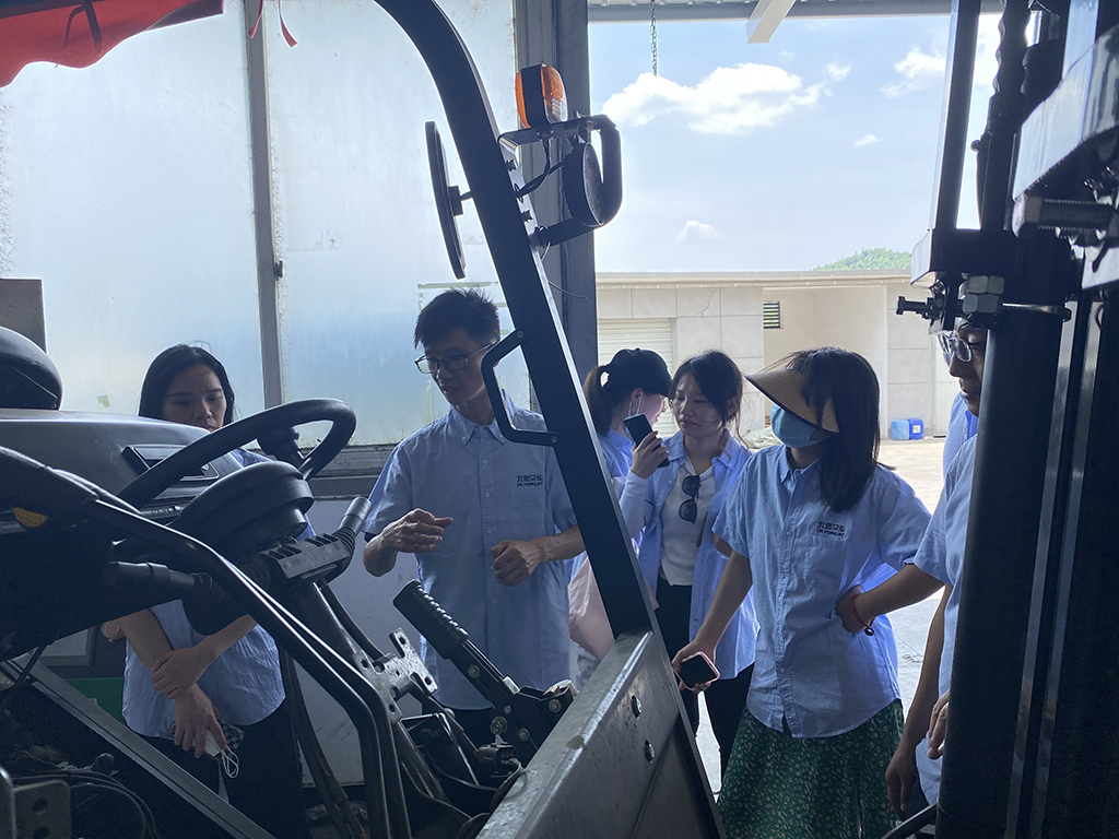 Carretilla elevadora Zhejiang UN Co., Ltd.